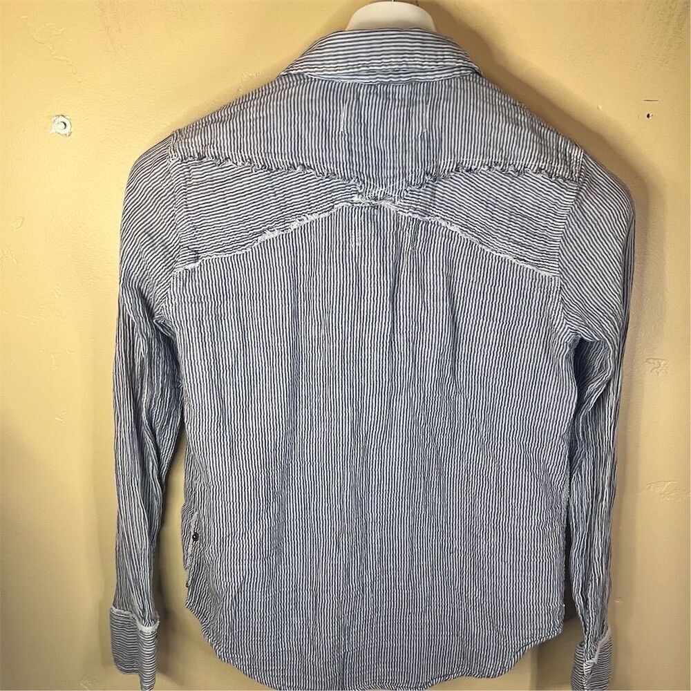 Free People Women's Striped Snap Close Blouse Denim Blue Long Sleeve Size Small - Picture 6 of 7